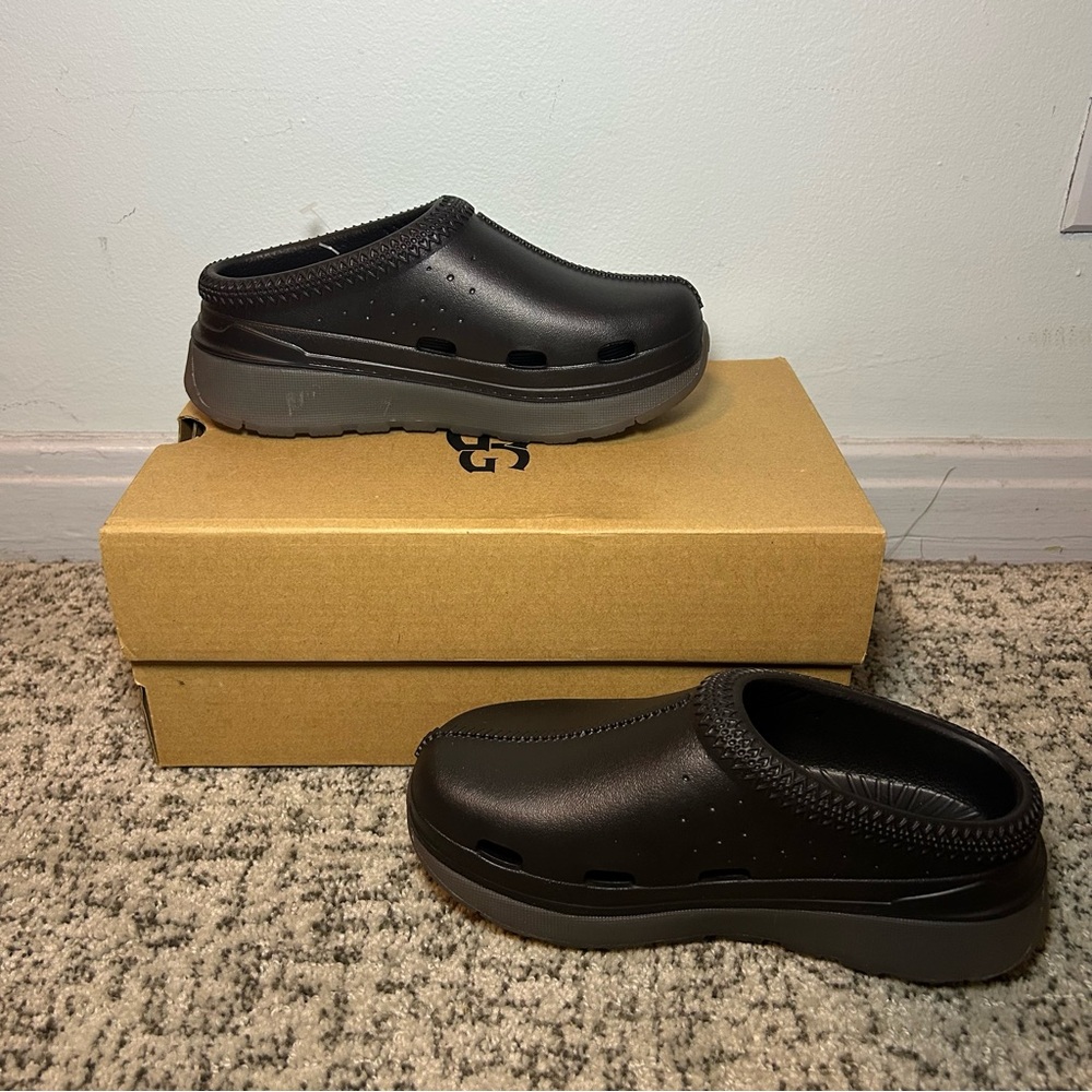 NWT Ugg Black Tasman Sport Slip-On Shoes Size 12 Girls